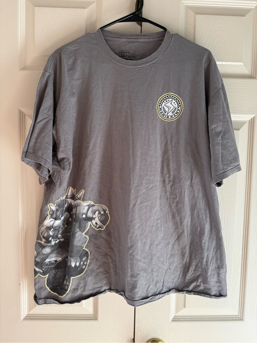 Men's Short-Sleeve Graphic Tee - Gray with Character Motif